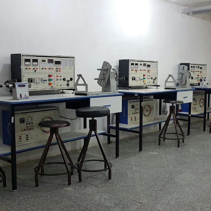  آزمایشگاه موتورهای الکتریکی 
